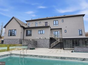 1047 Welsh Road, Huntingdon Valley PA 19006