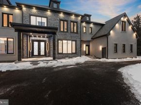 1047 Welsh Road, Huntingdon Valley PA 19006