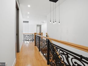 1047 Welsh Road, Huntingdon Valley PA 19006