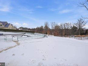 1047 Welsh Road, Huntingdon Valley PA 19006