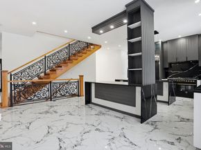 1047 Welsh Road, Huntingdon Valley PA 19006