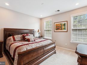 47666 Paulsen Square, Potomac Falls VA 20165