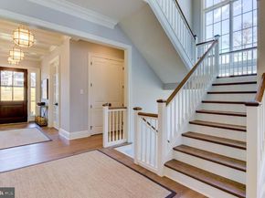 718 Waterloo, Devon PA 19333