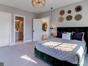 718 Waterloo, Devon PA 19333