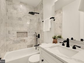 1304 Emerald Street NE, Washington DC 20002