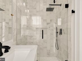 1304 Emerald Street NE, Washington DC 20002