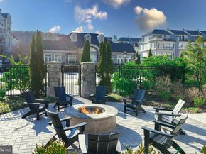 8215 River Road, Bethesda MD 20817