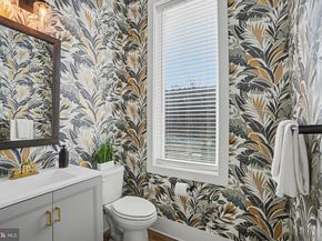 8215 River Road, Bethesda MD 20817