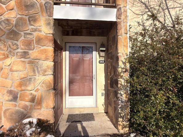 143 Valley Stream Circle, Wayne PA 19087