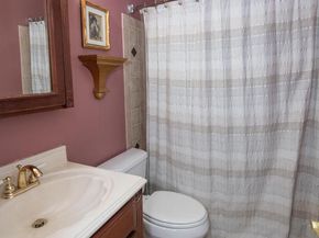 1018 Hoffnagle Place, Philadelphia PA 19111