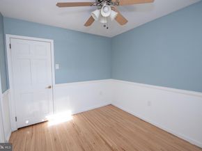 1018 Hoffnagle Place, Philadelphia PA 19111