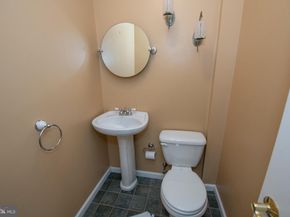 1018 Hoffnagle Place, Philadelphia PA 19111