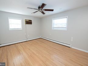 1018 Hoffnagle Place, Philadelphia PA 19111