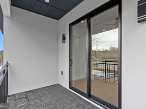 942 Dead Run Drive, Mclean VA 22101