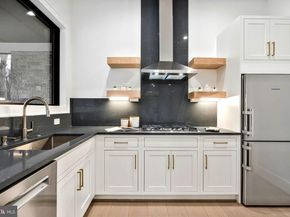 942 Dead Run Drive, Mclean VA 22101