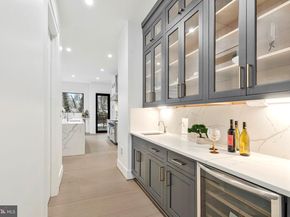 942 Dead Run Drive, Mclean VA 22101