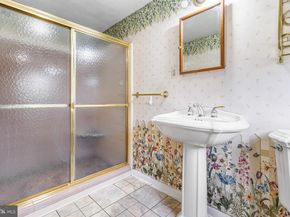 2091 Meetinghouse Road, Jamison PA 18929