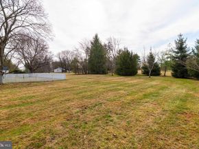 2091 Meetinghouse Road, Jamison PA 18929