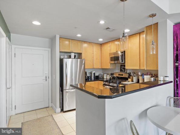 3600 S Glebe Road 414W, Arlington VA 22202