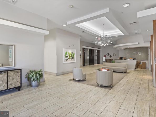 3600 S Glebe Road 414W, Arlington VA 22202