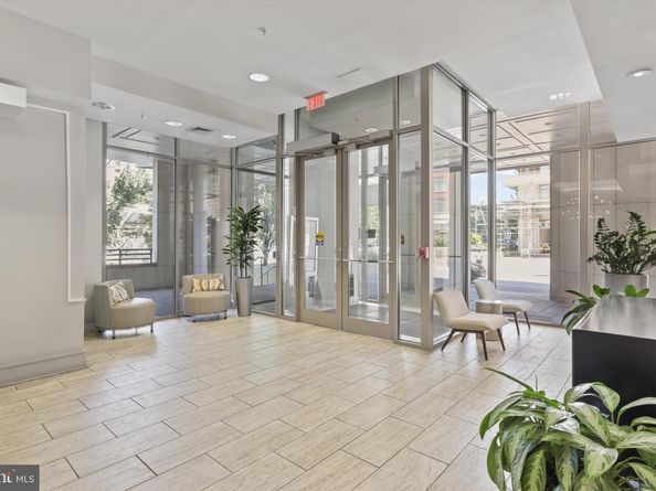 3600 S Glebe Road 414W, Arlington VA 22202