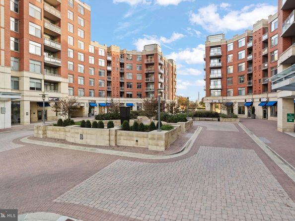 3600 S Glebe Road 414W, Arlington VA 22202