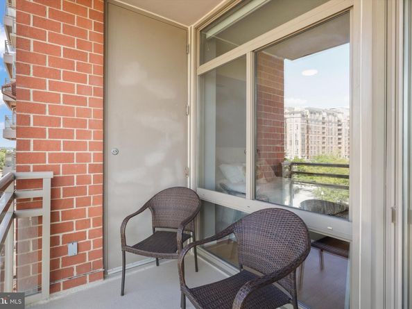 3600 S Glebe Road 414W, Arlington VA 22202