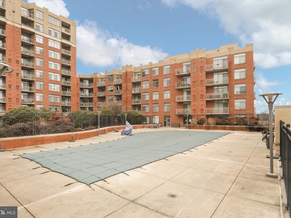 3600 S Glebe Road 414W, Arlington VA 22202