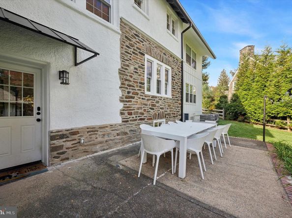 603 Old Gulph Road, Penn Valley PA 19072