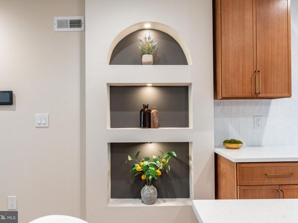 2033 Dickinson Street, Philadelphia PA 19146