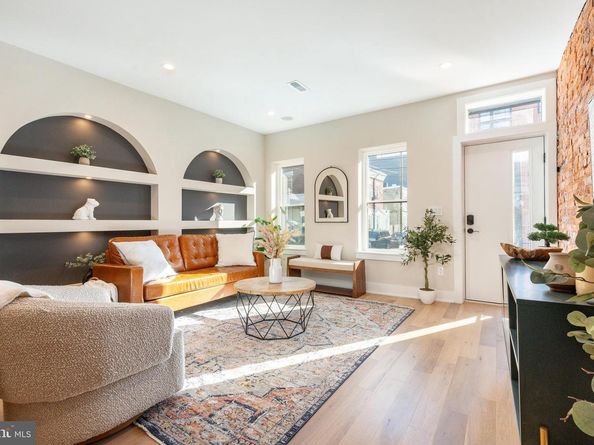 2033 Dickinson Street, Philadelphia PA 19146