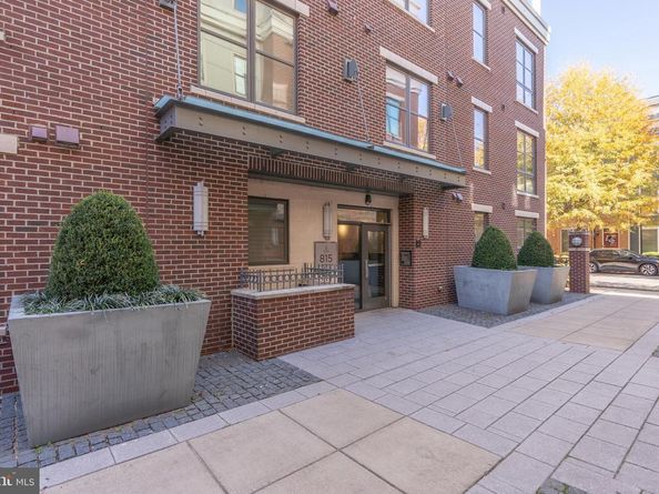 815 N Patrick Street 407, Alexandria VA 22314