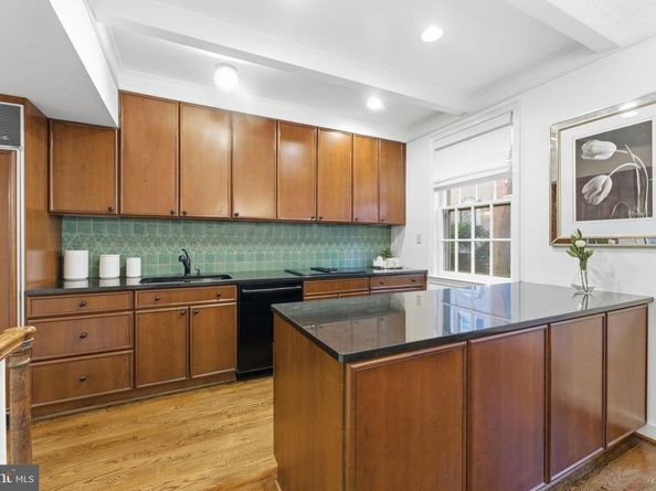 4354 Westover Place NW, Washington DC 20016