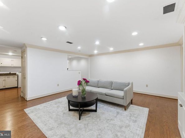 4354 Westover Place NW, Washington DC 20016