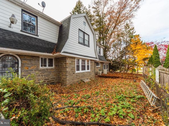 817 Ashbourne Road, Cheltenham PA 19012