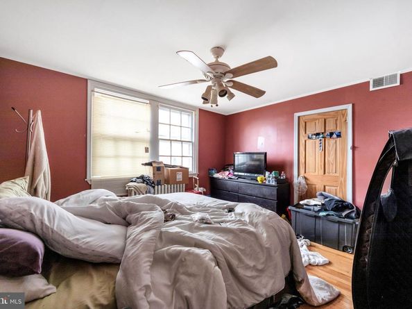 817 Ashbourne Road, Cheltenham PA 19012