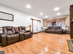 817 Ashbourne Road, Cheltenham PA 19012