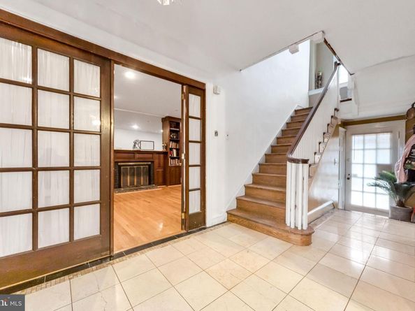 817 Ashbourne Road, Cheltenham PA 19012