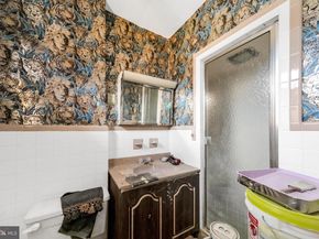 817 Ashbourne Road, Cheltenham PA 19012