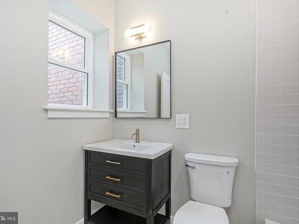 1115 Fitzgerald Street, Philadelphia PA 19148