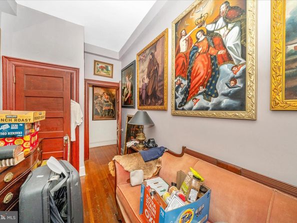 1852 Columbia Road NW 101, Washington DC 20009