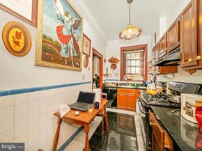 1852 Columbia Road NW 101, Washington DC 20009