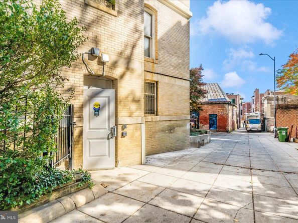 1852 Columbia Road NW 101, Washington DC 20009