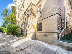 1852 Columbia Road NW 101, Washington DC 20009