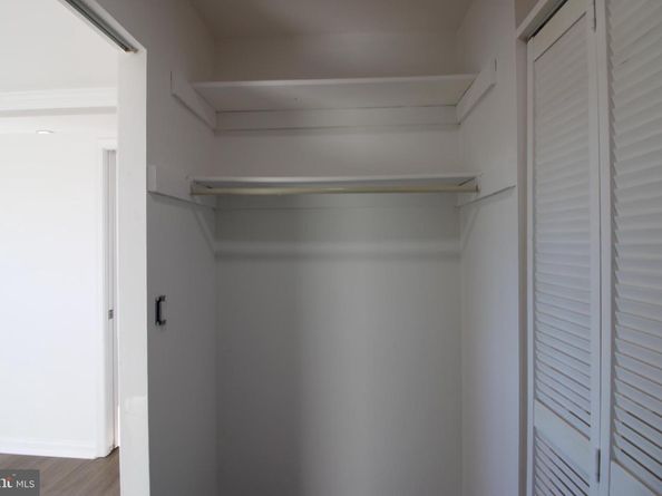 1225 Martha Custis Drive PH 1602, Alexandria VA 22302