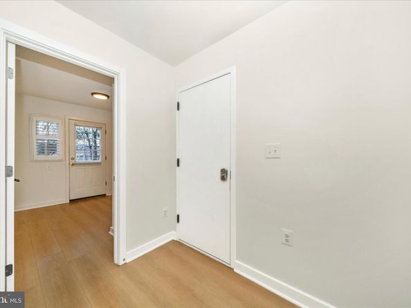 300 49TH Street NE, Washington DC 20019