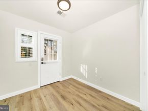 300 49TH Street NE, Washington DC 20019