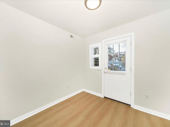 300 49TH Street NE, Washington DC 20019