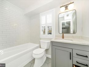 300 49TH Street NE, Washington DC 20019