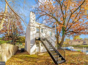 300 49TH Street NE, Washington DC 20019